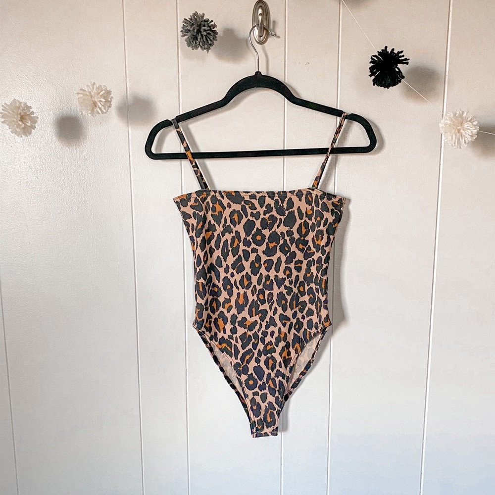 Boohoo leopard body suit